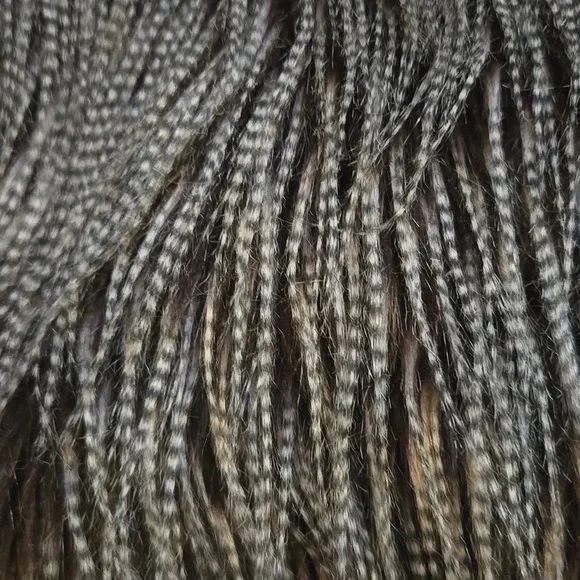 Vintage Y2k Max Edition Faux Fur Vest with Stripe Detail 💫 - Picture 2 of 4